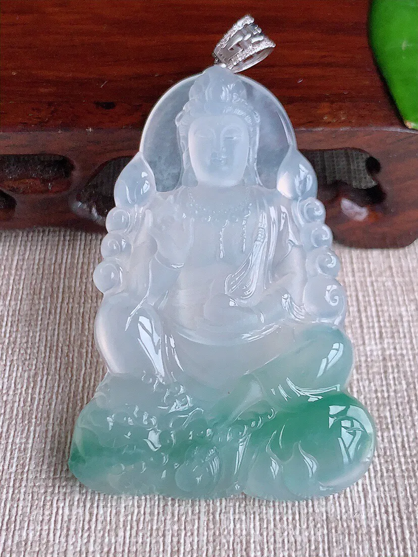 a货翡翠老坑冰种18K金镶嵌飘花文殊菩萨吊坠 尺寸57×39×6mm 重量26.36g 0614