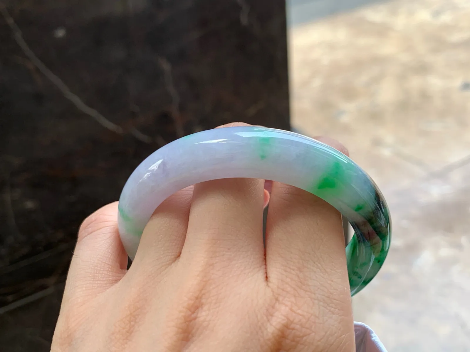 色花手镯
干净清爽 56.8/12/9mm