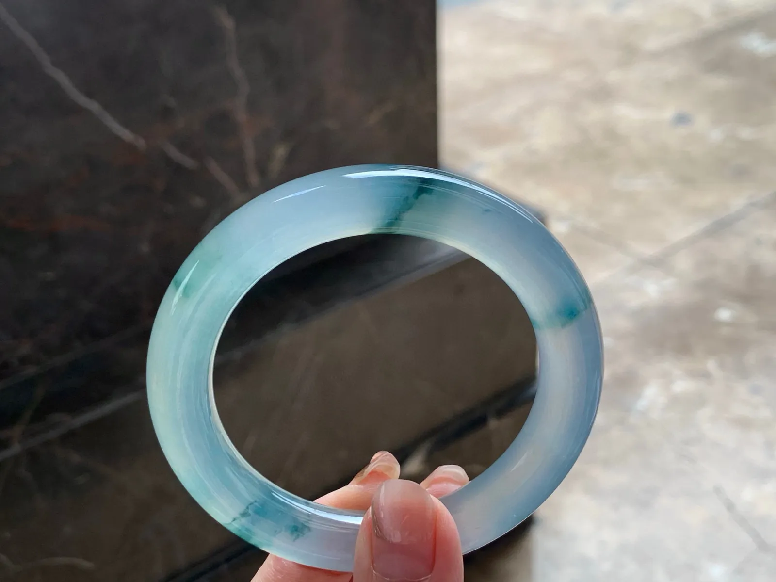 冰种飘花福镯
种老56.5/11mm