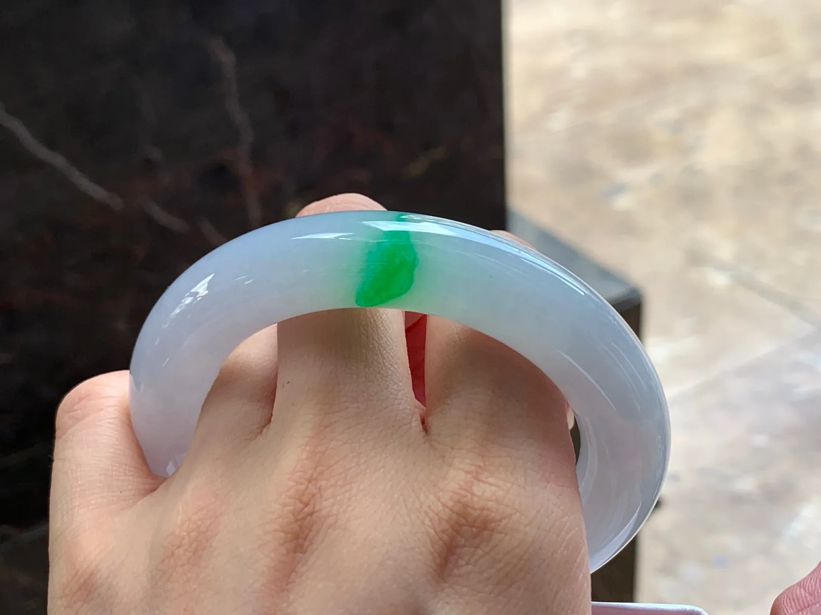 带色福镯
水润清爽 56/13mm