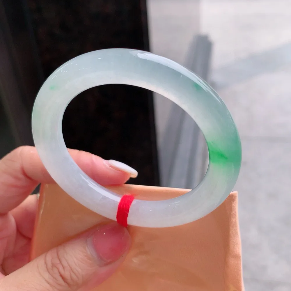 圆条冰玻阳绿 无瑕 尺寸:50.5/9.5种色俱佳