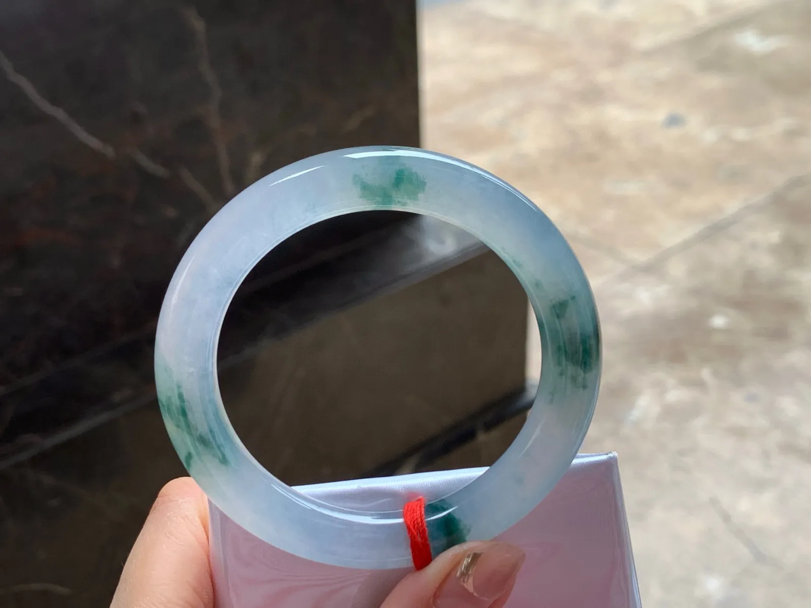 冰种飘花福镯
种好水足 54.5/10mm