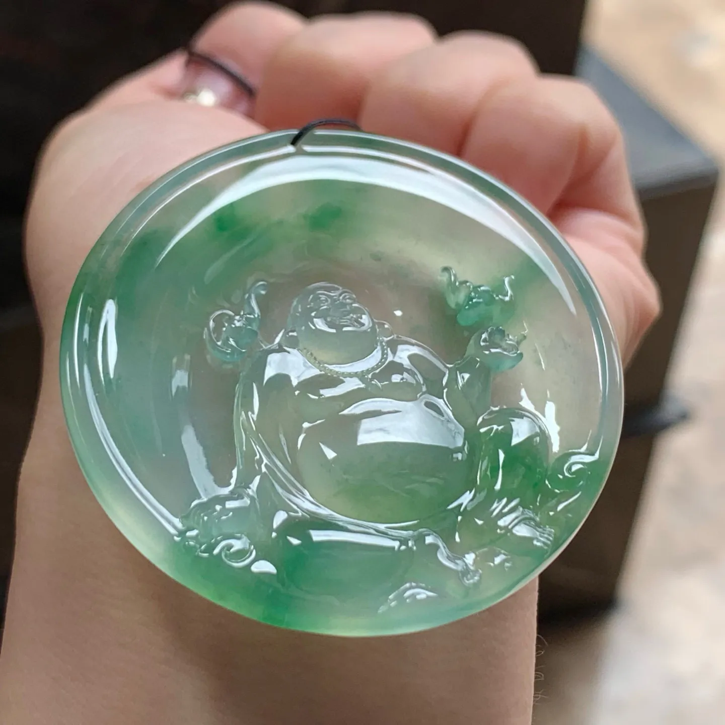 冰种色花逍遥佛
种好水足 大气