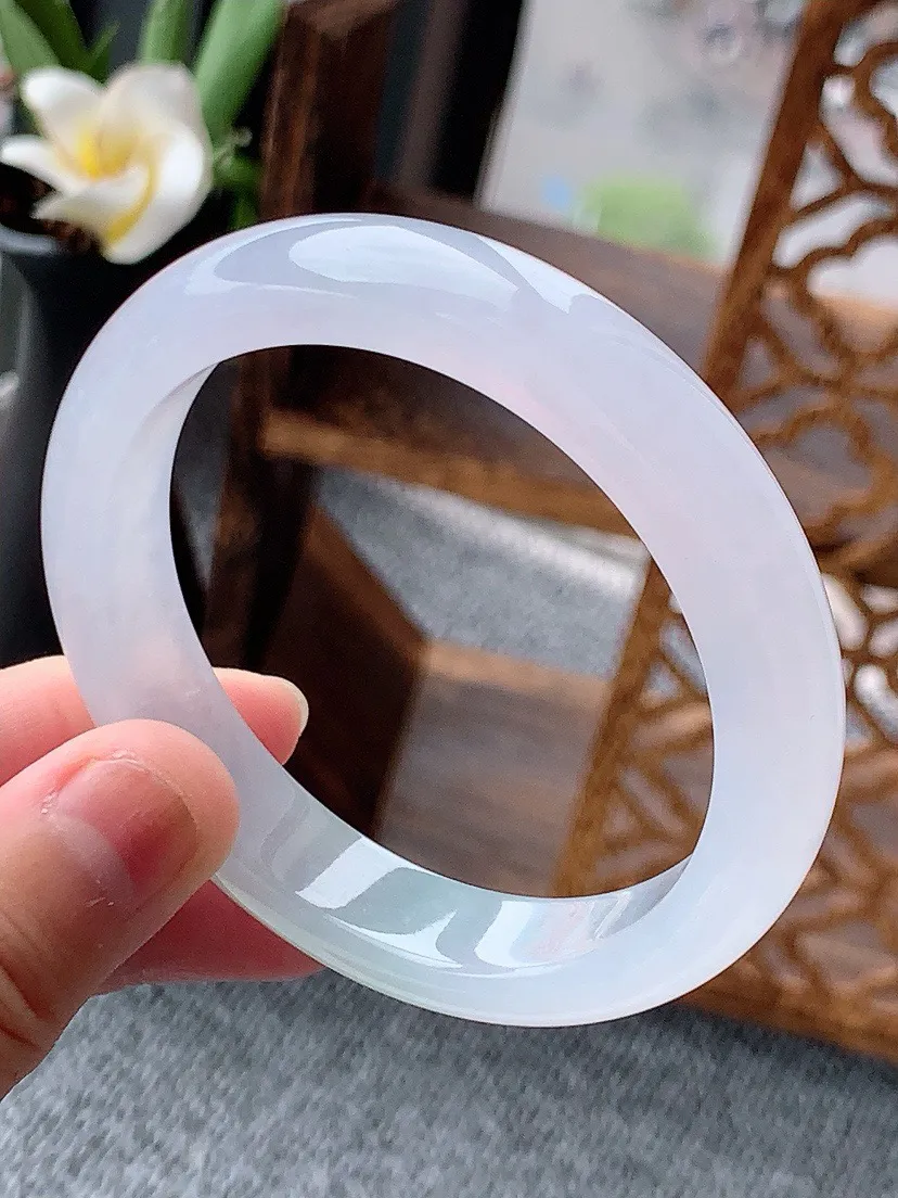a货翡翠老坑飘花正装正圈手镯55-56圈口 尺寸55.5×11.5×7.7mm 重量51.59g 0613