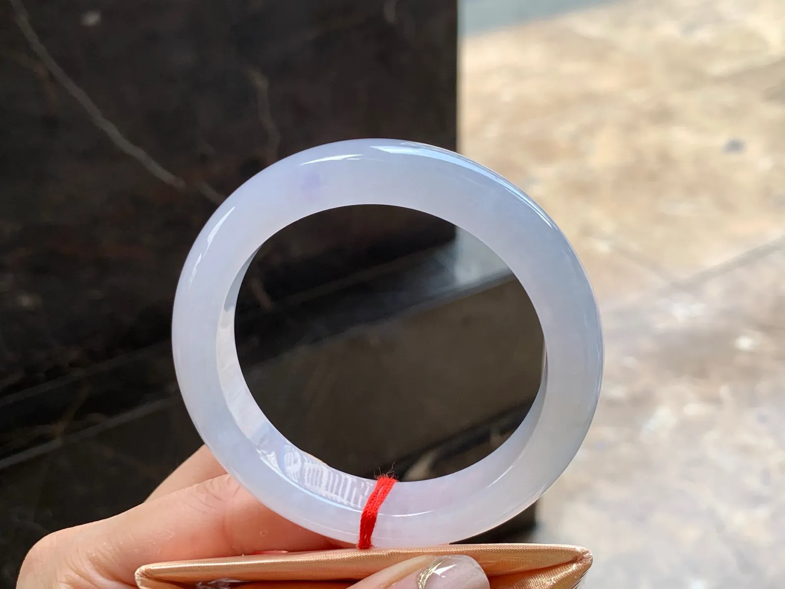 冰淡春手镯
清爽55/12/9mm