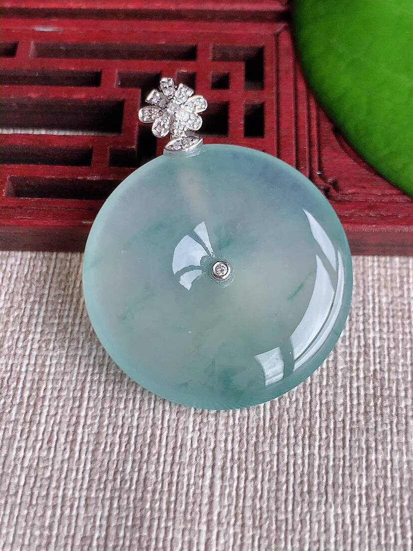 a货翡翠老坑冰种18K金伴钻镶嵌飘花平安扣吊坠 尺寸38×30×5.5mm 重量12.00g 0615