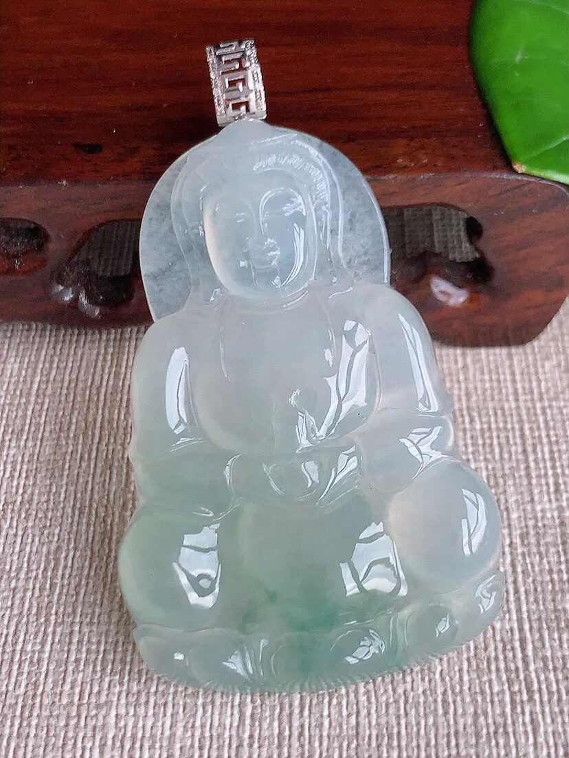 a货翡翠老坑冰种18K金镶嵌飘花正装观音吊坠 尺寸61.8×52.5×35×6mm 重量20.90g 0615