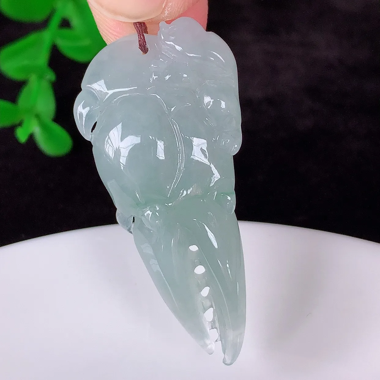 自然光实拍，冰润冰翡翠八方来财吊坠，种老水足，翠色灵动，寓意美好，佩戴时尚出众！#60.14