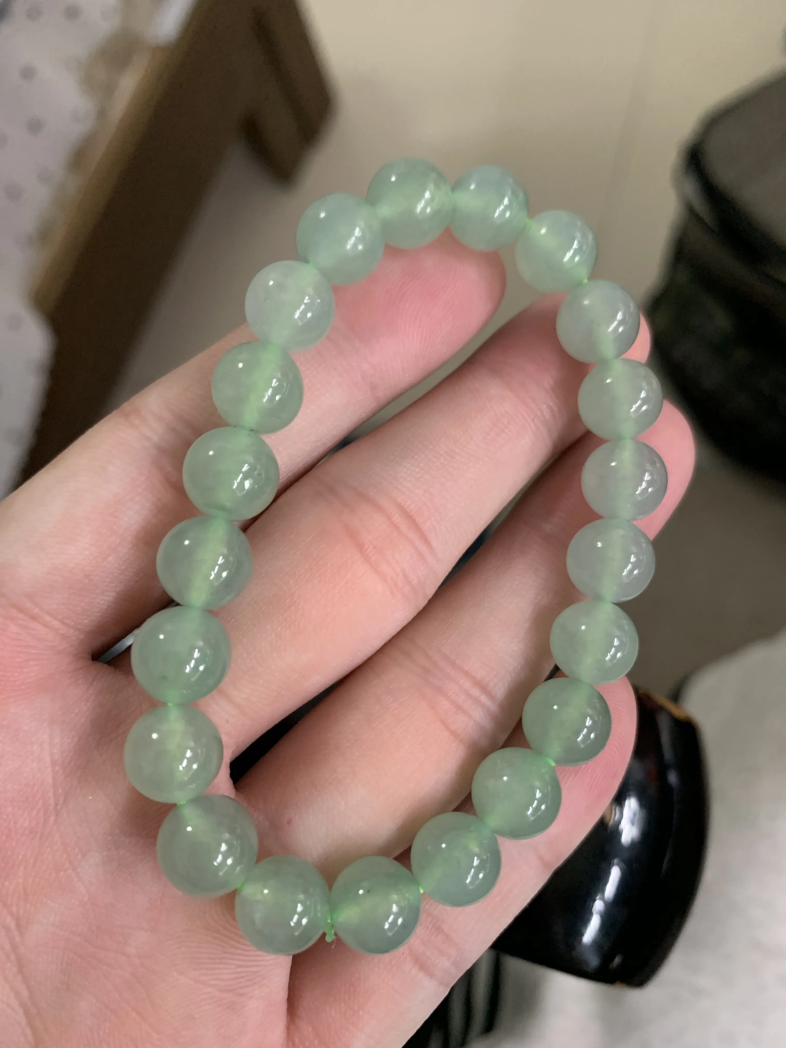 缅甸天然翡翠A货，冰种起胶晴水绿圆珠手串手链，尺寸：9.3mm/21颗，实物更美