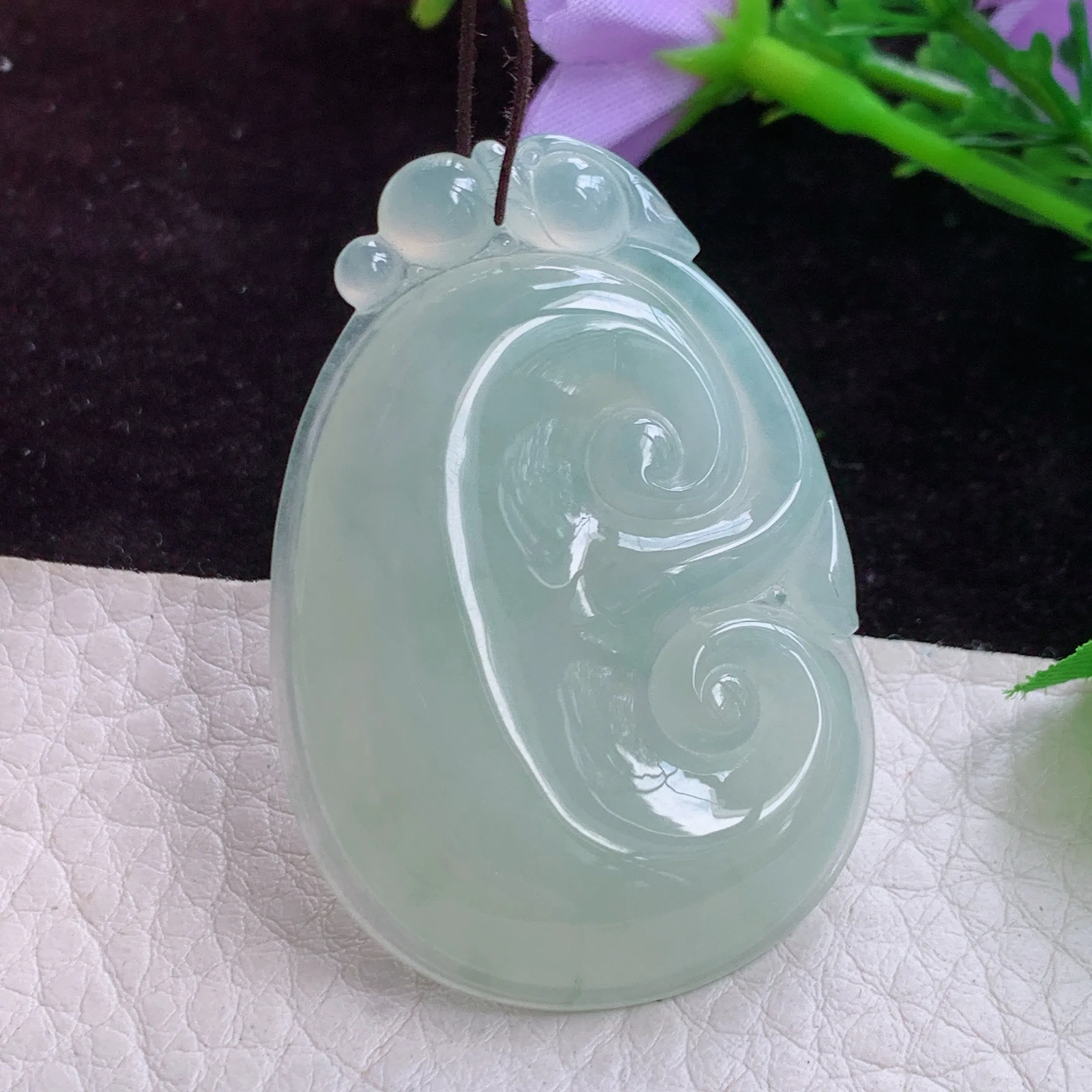 gp实拍47*32.3*6缅甸翡翠冰睛如意吊坠 吉祥如意玉颈坠