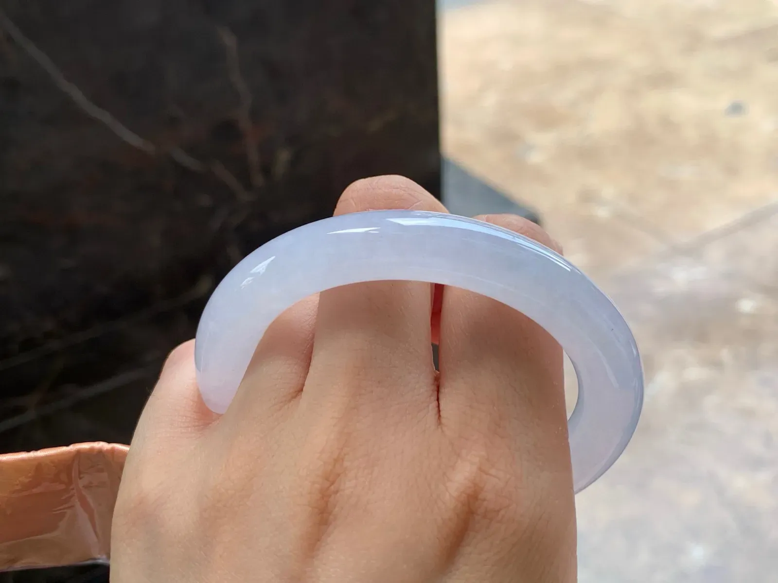 冰种福镯
种好水足 55.8/10.3mm