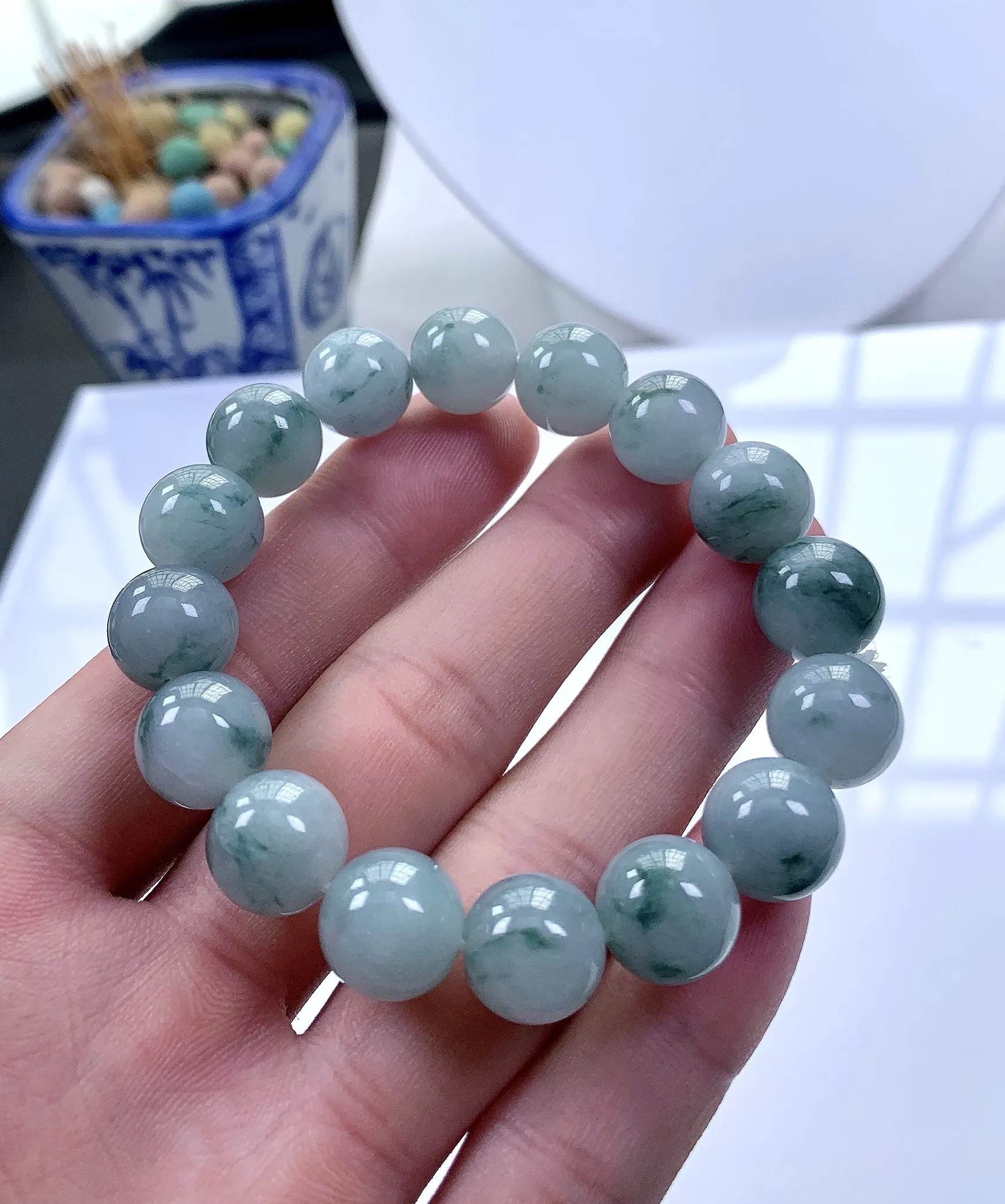缅甸天然翡翠A货，冰种起胶飘花圆珠手串手链，尺寸：11.7mm/16颗