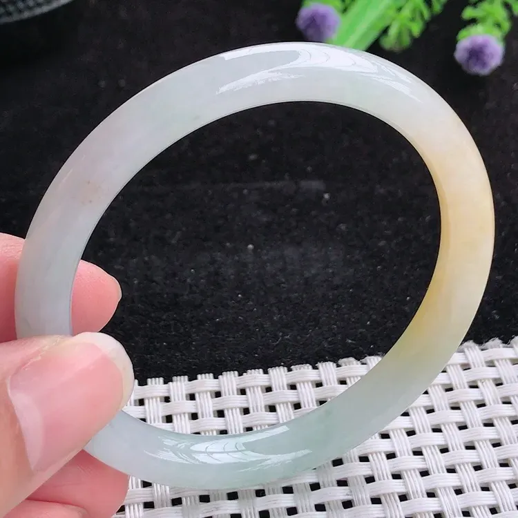 自然光54/8.1/7.2老坑冰润水灵起胶黄翡细条手镯翡翠玉镯美人镯圆条