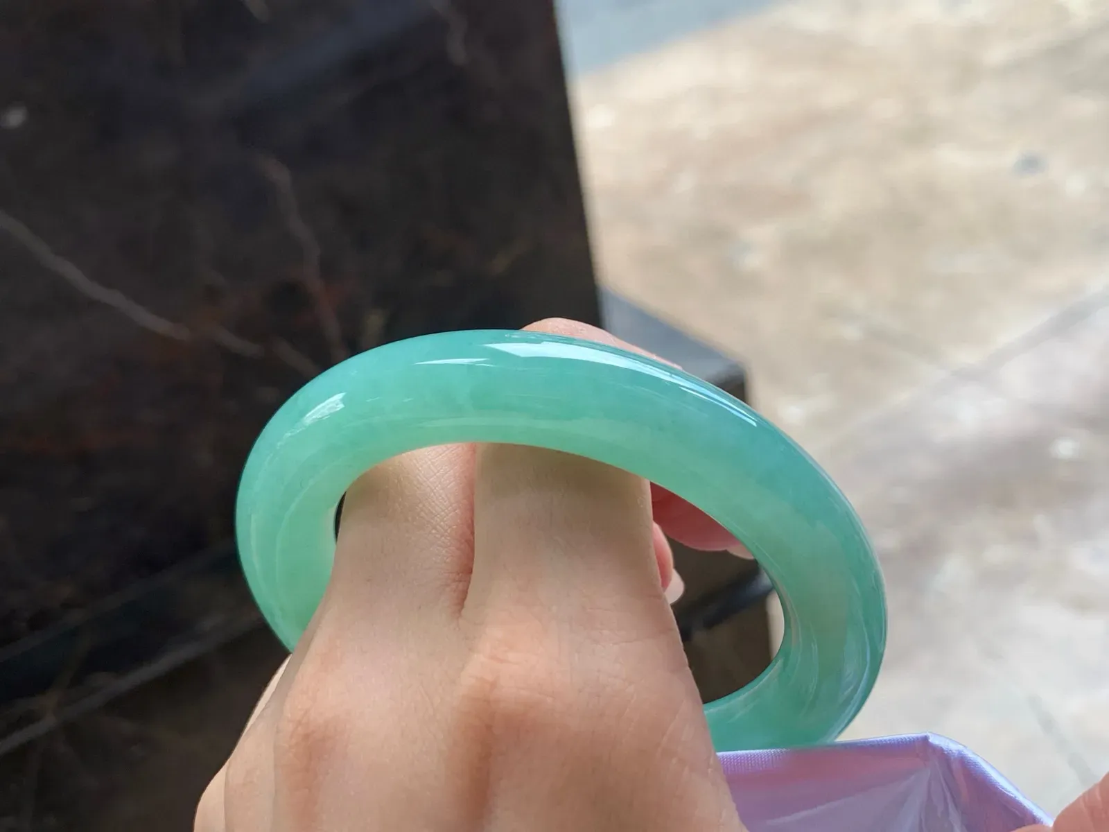 晴绿福镯
干净清爽 56/11.6/11.5mm