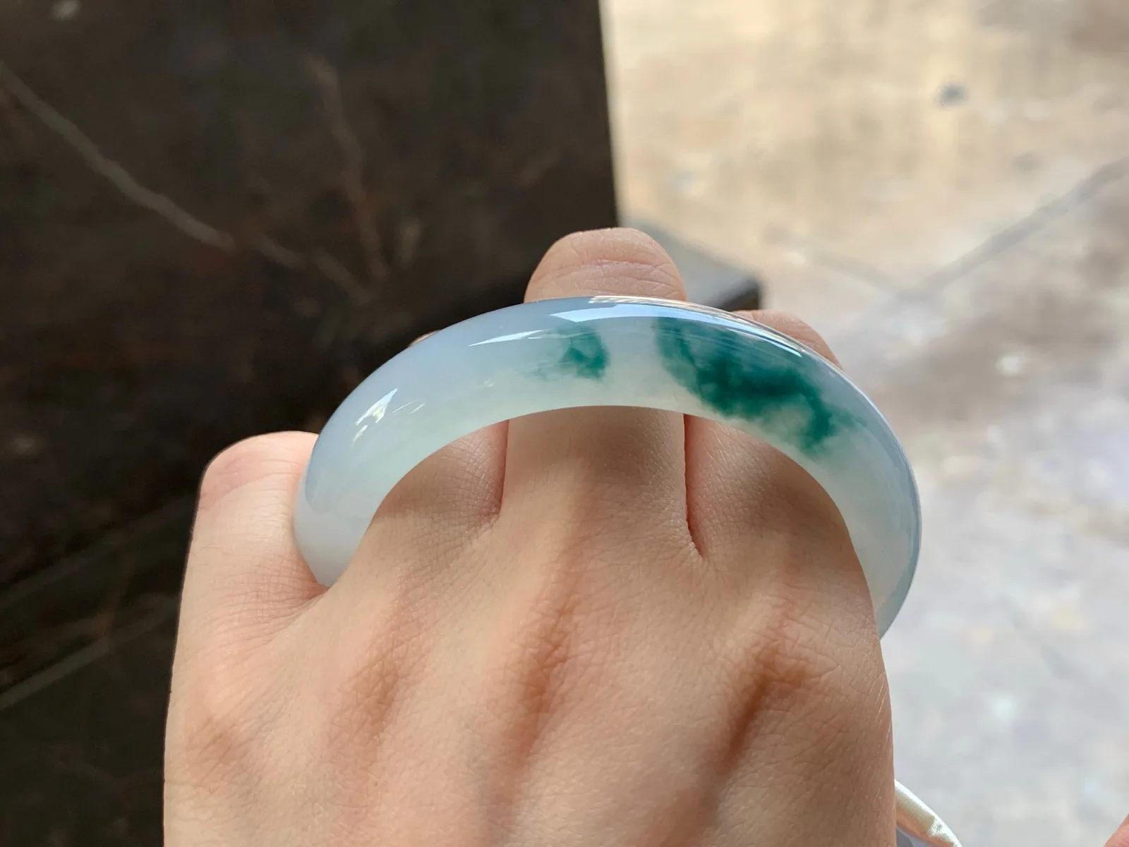 冰飘花手镯
种好水足 54.8/12/8.2mm