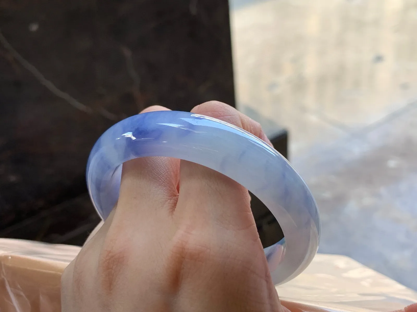 紫罗兰花手镯
独特58.8/13.8/9mm