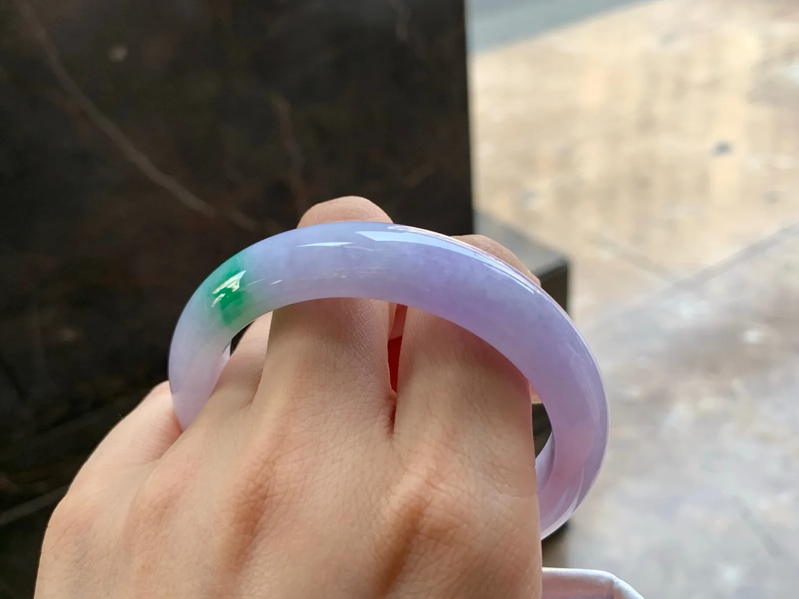 春彩手镯
54.7/12.7/8.3mm