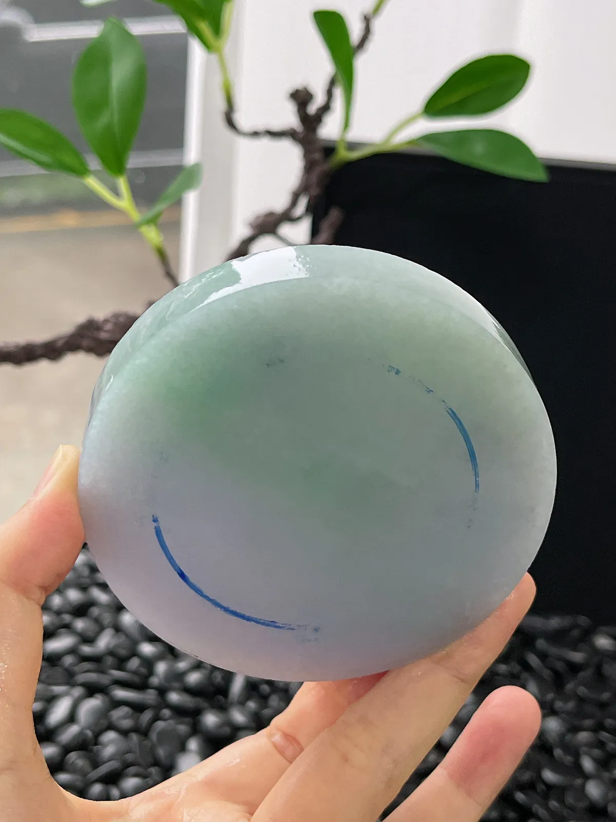 翡翠镯饼，⭕️正圈最大做66，圆条最大做62