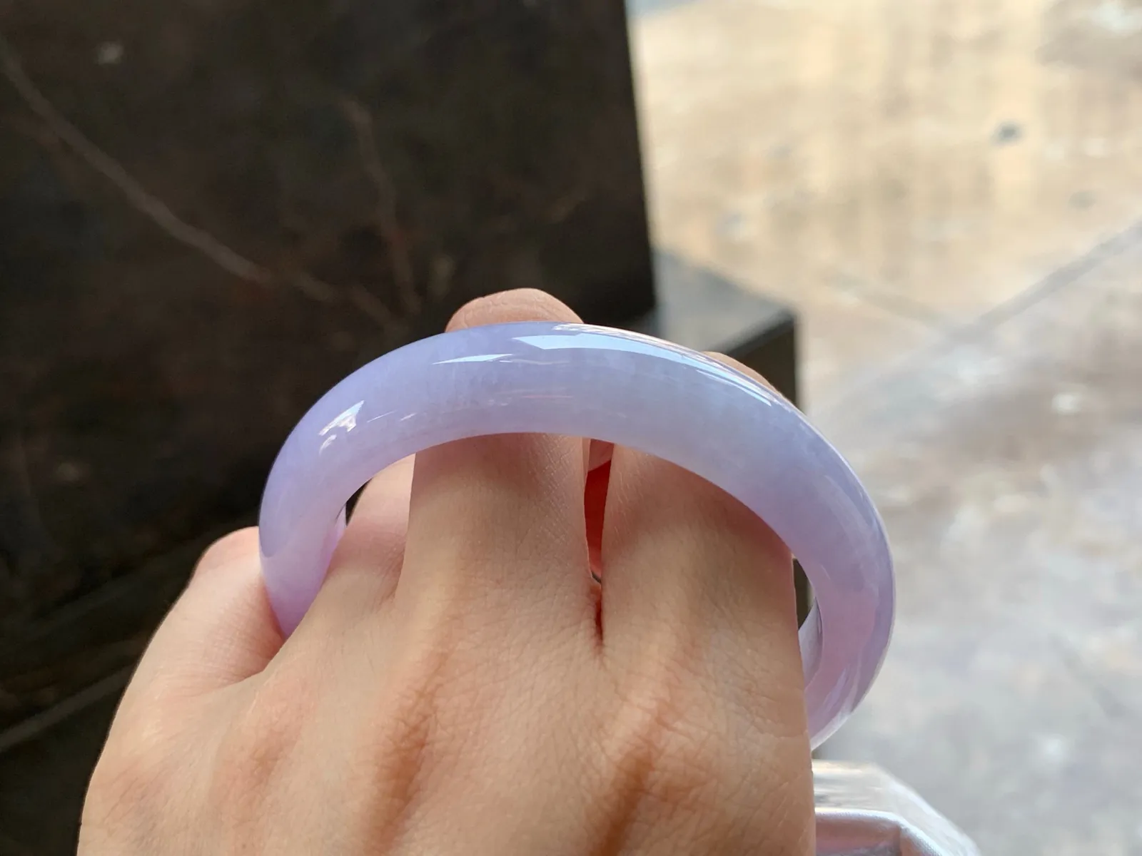 春彩手镯
54.7/12.7/8.3mm