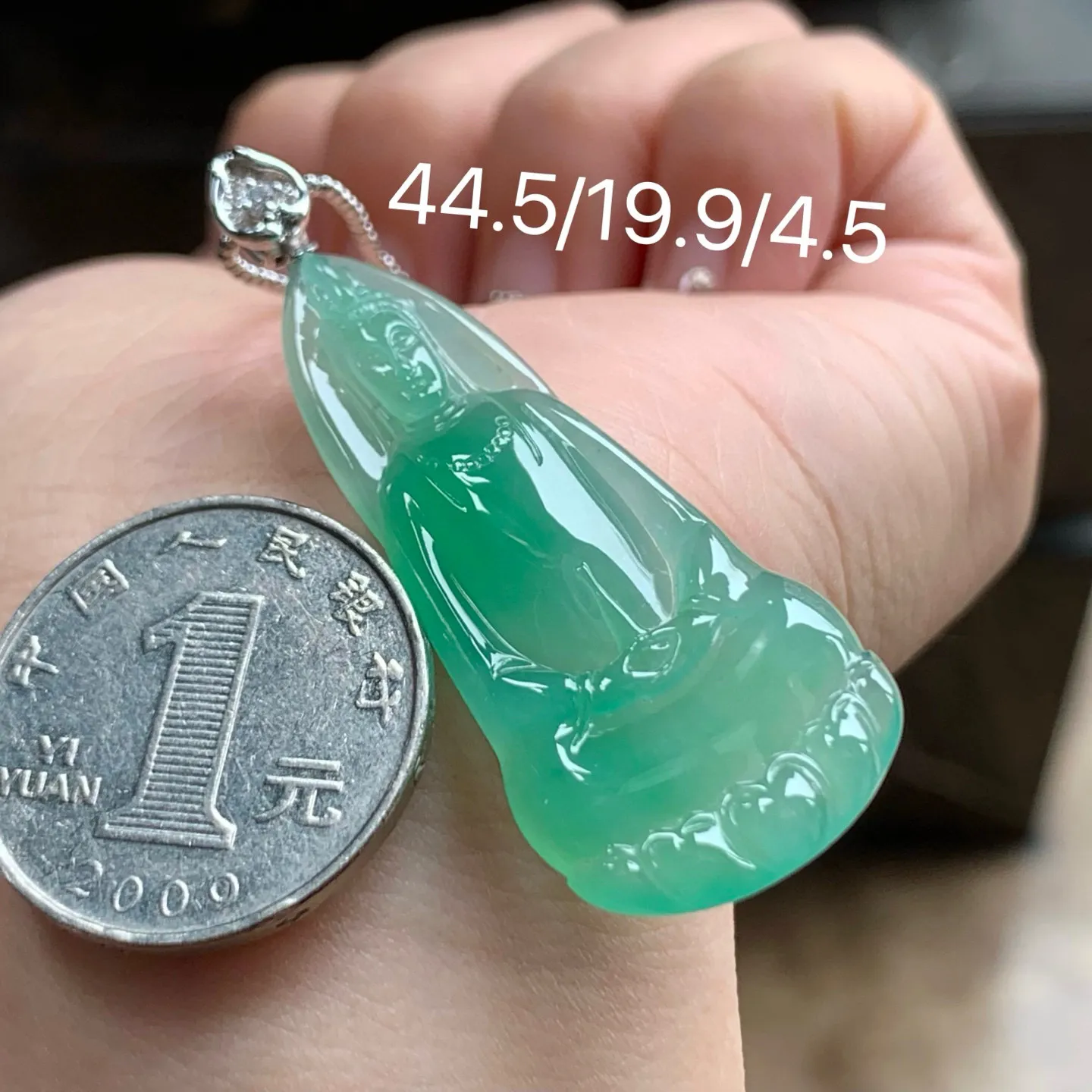 冰晴绿观音
水润 金扣