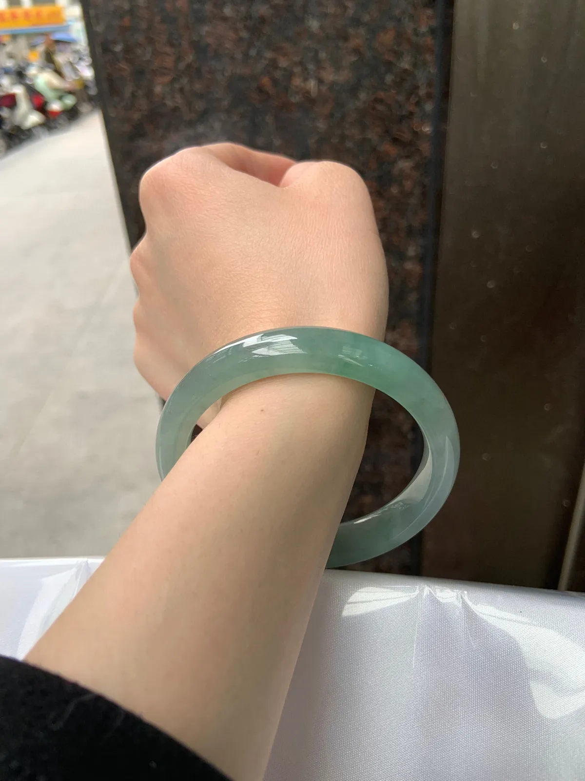 57.3-12.1-8.5青黛色晕染如江南烟雨，上手显气质