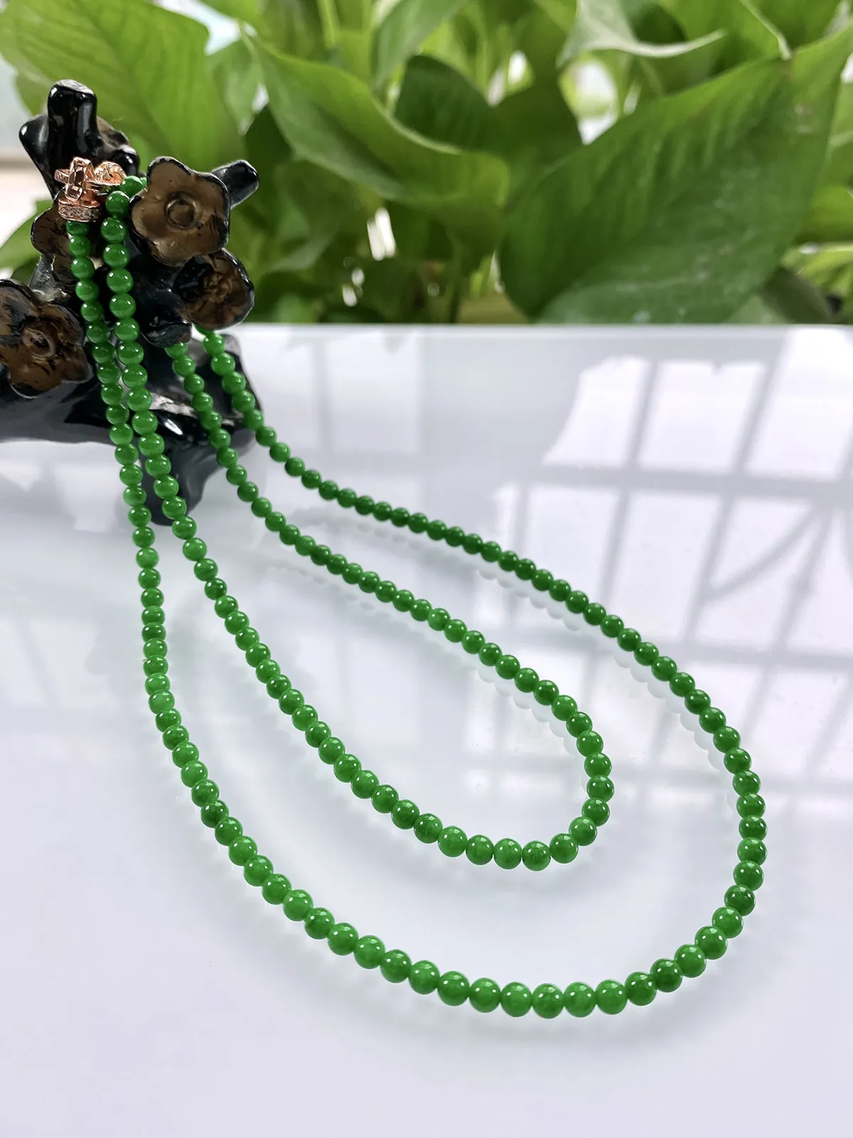 收藏级别，缅甸天然翡翠A货，卡3.6冰润满绿浓阳绿小米珠小圆珠项链手链，尺寸:3.6mm/180颗，