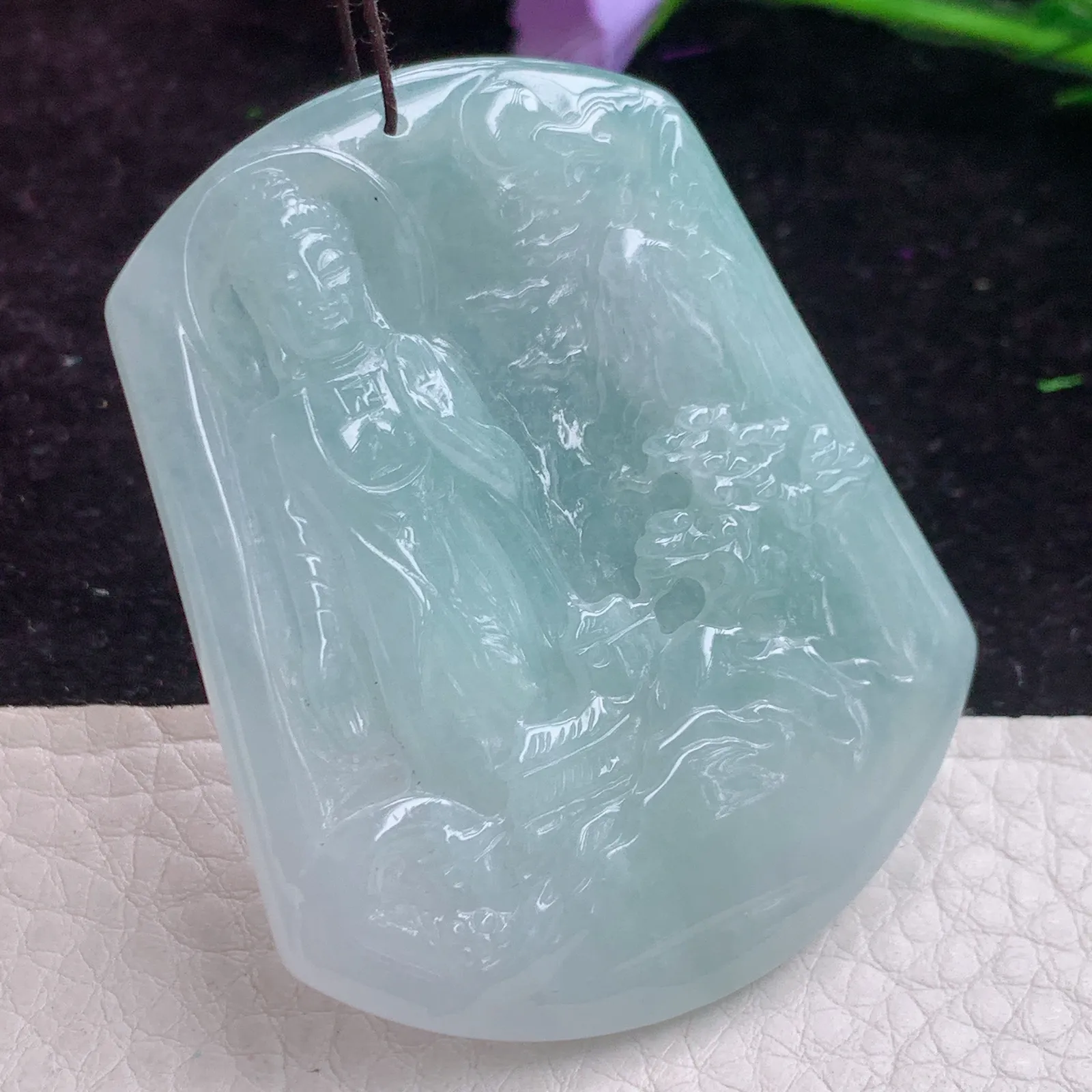 Zen实拍54.3*44.5*6老坑精雕胶感山水大日如来佛祖 翡翠佛主玉坠