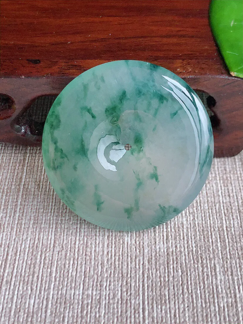 a货翡翠老坑冰种飘花大平安扣吊坠 尺寸35.8×5.8mm 重量17.00g 0617