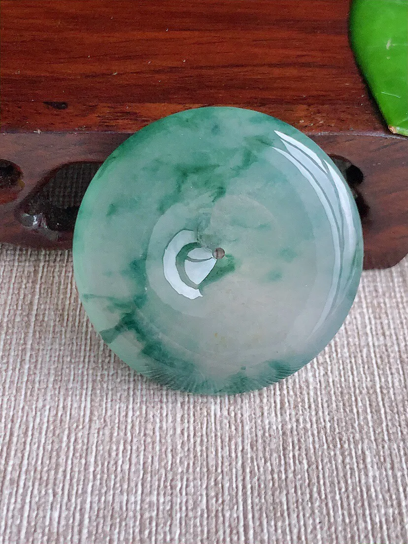 a货翡翠老坑冰种飘花大平安扣吊坠 尺寸35.8×5.8mm 重量17.00g 0617