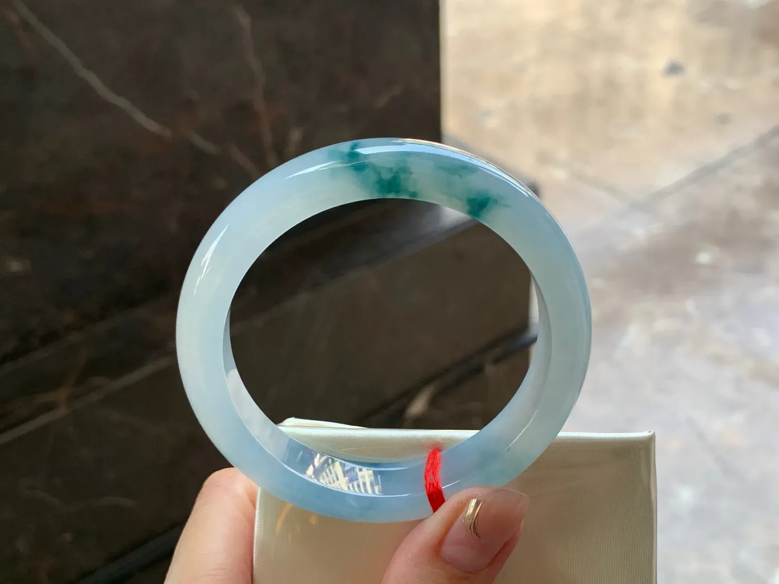 冰飘花手镯
种好水足 54.8/12/8.2mm