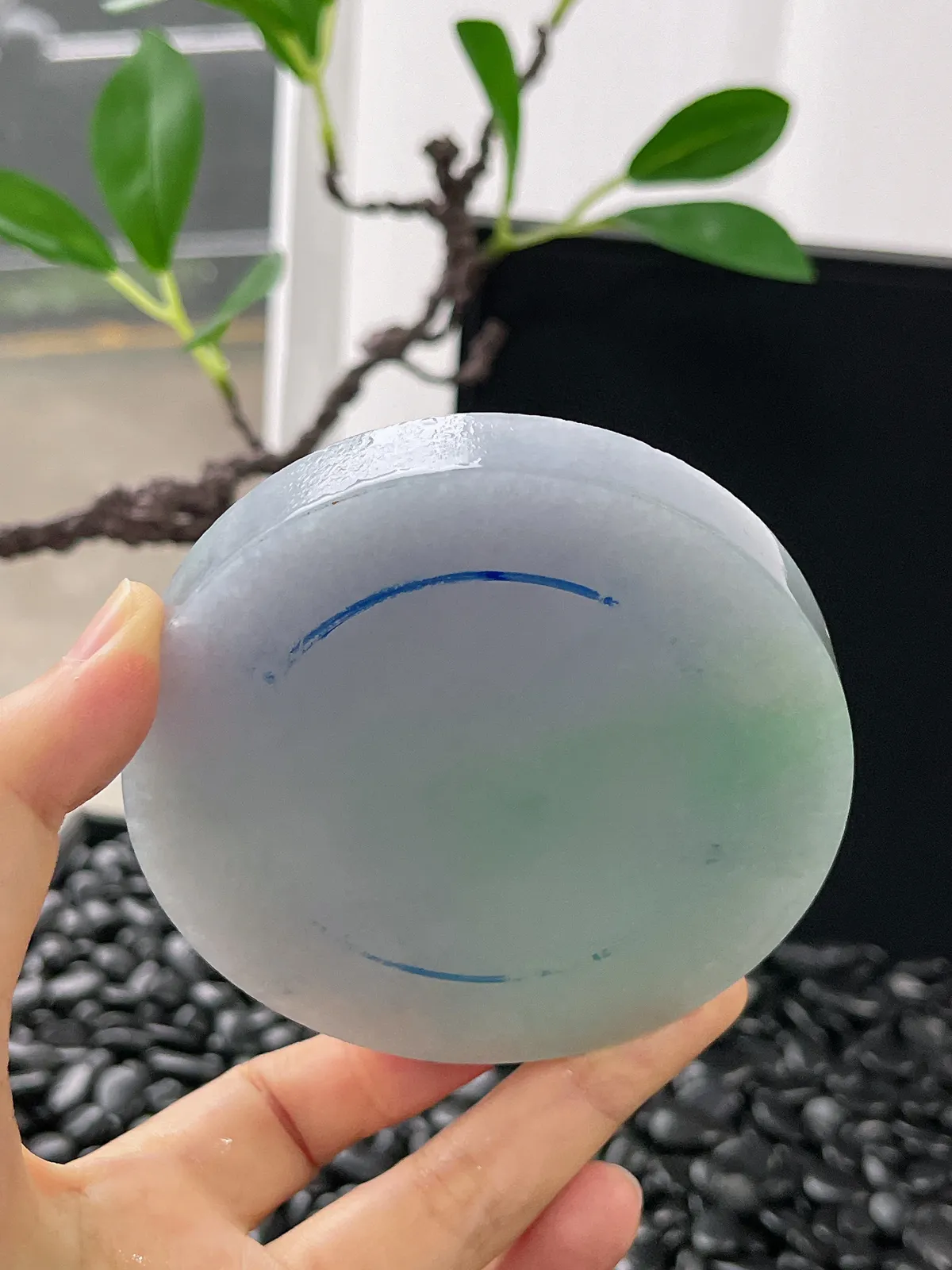 翡翠镯饼，⭕️正圈最大做66，圆条最大做62