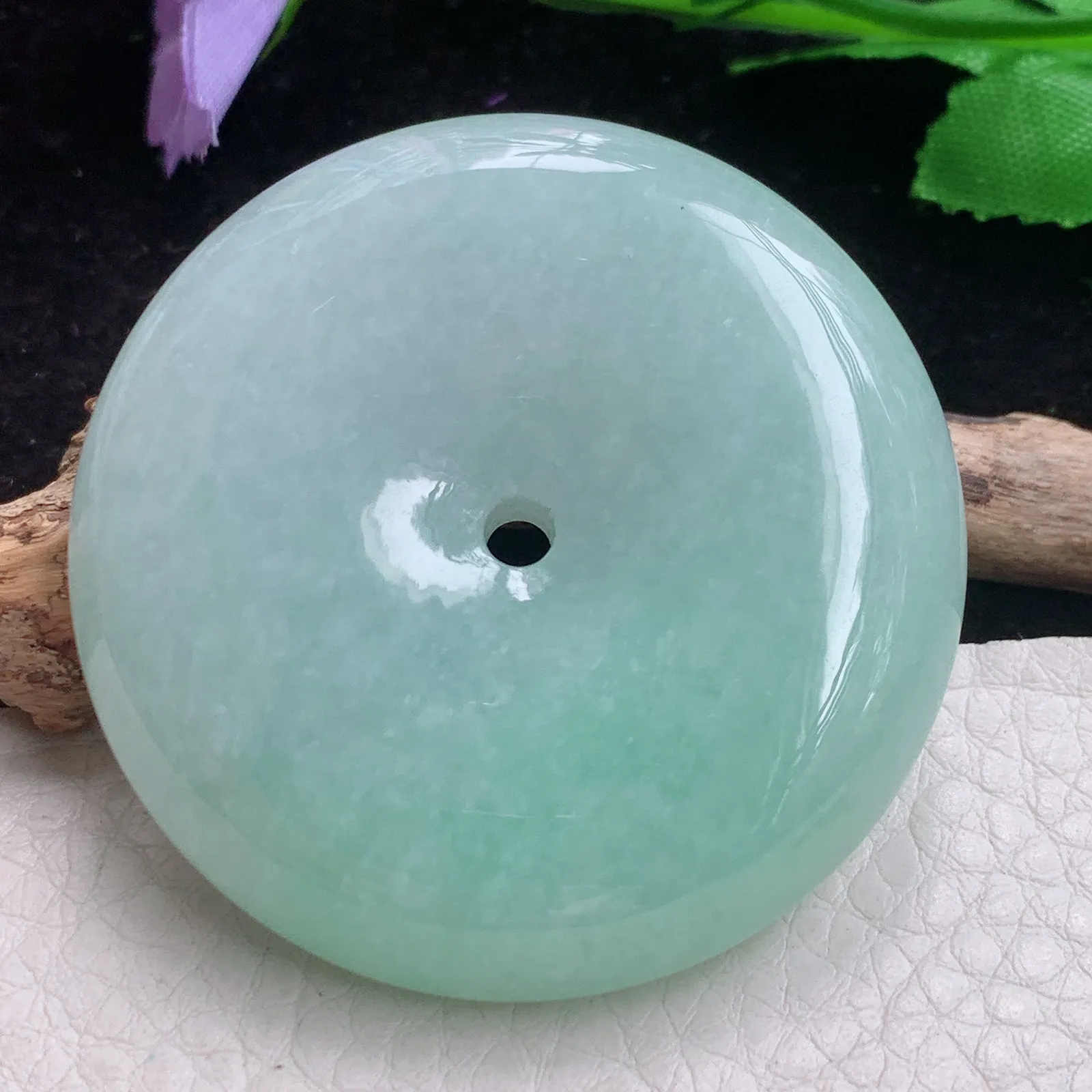 Zen实拍48.8*12老坑精雕饱满清新大平安扣 翡翠玉扣玉吊坠 玉挂件