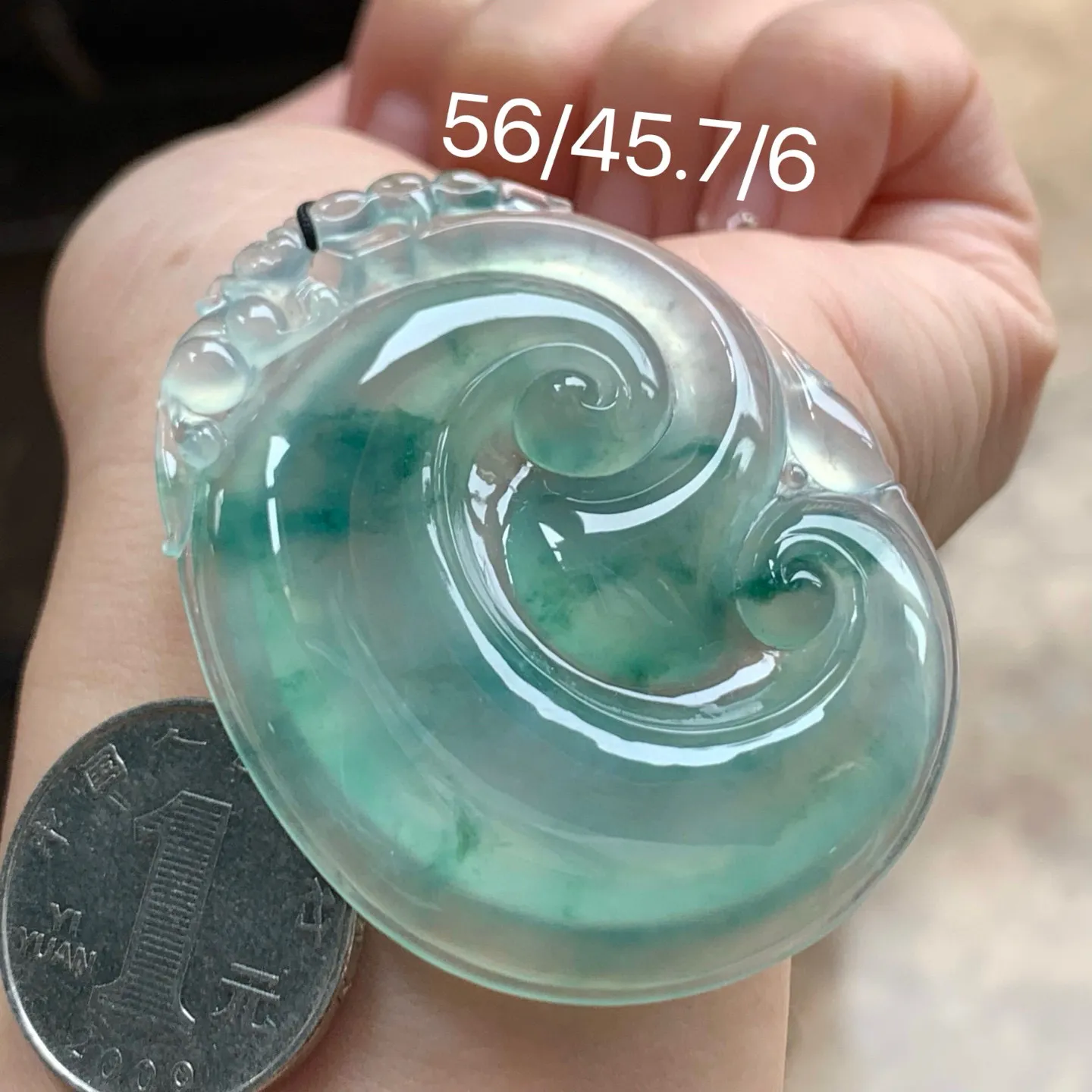 冰晴飘花如意
种好水足 大气