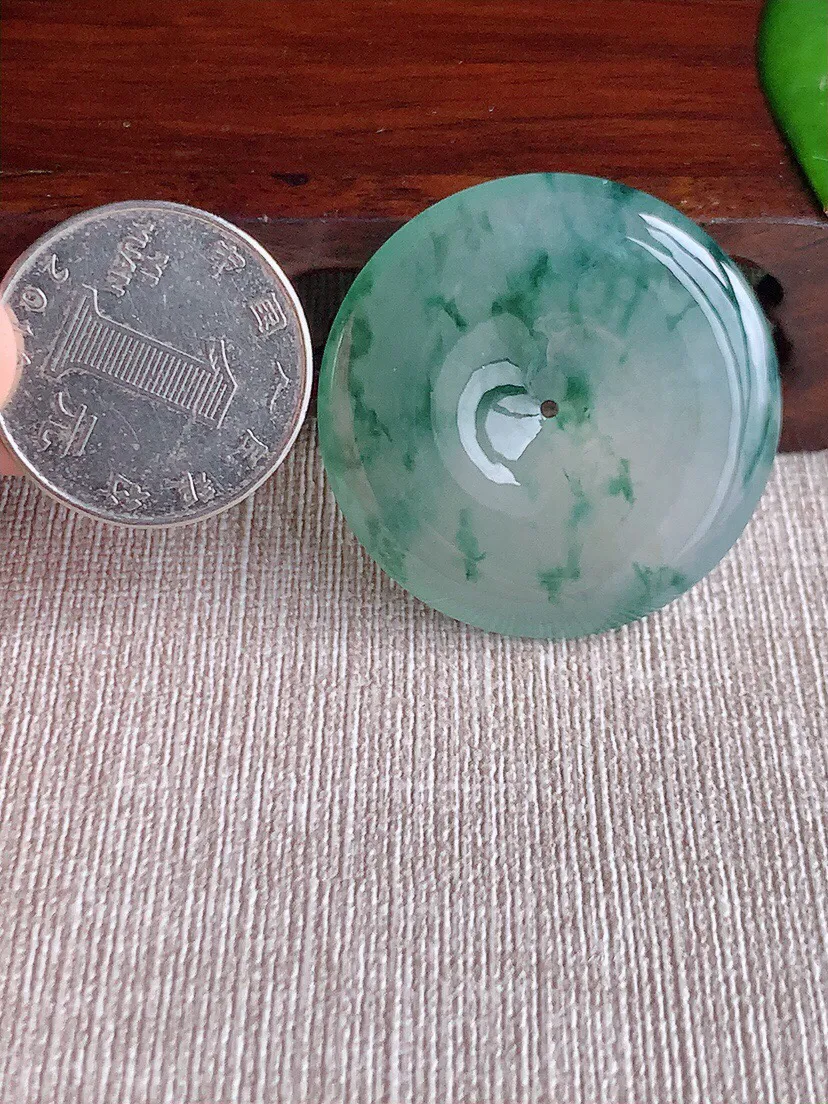 a货翡翠老坑冰种飘花大平安扣吊坠 尺寸35.8×5.8mm 重量17.00g 0617