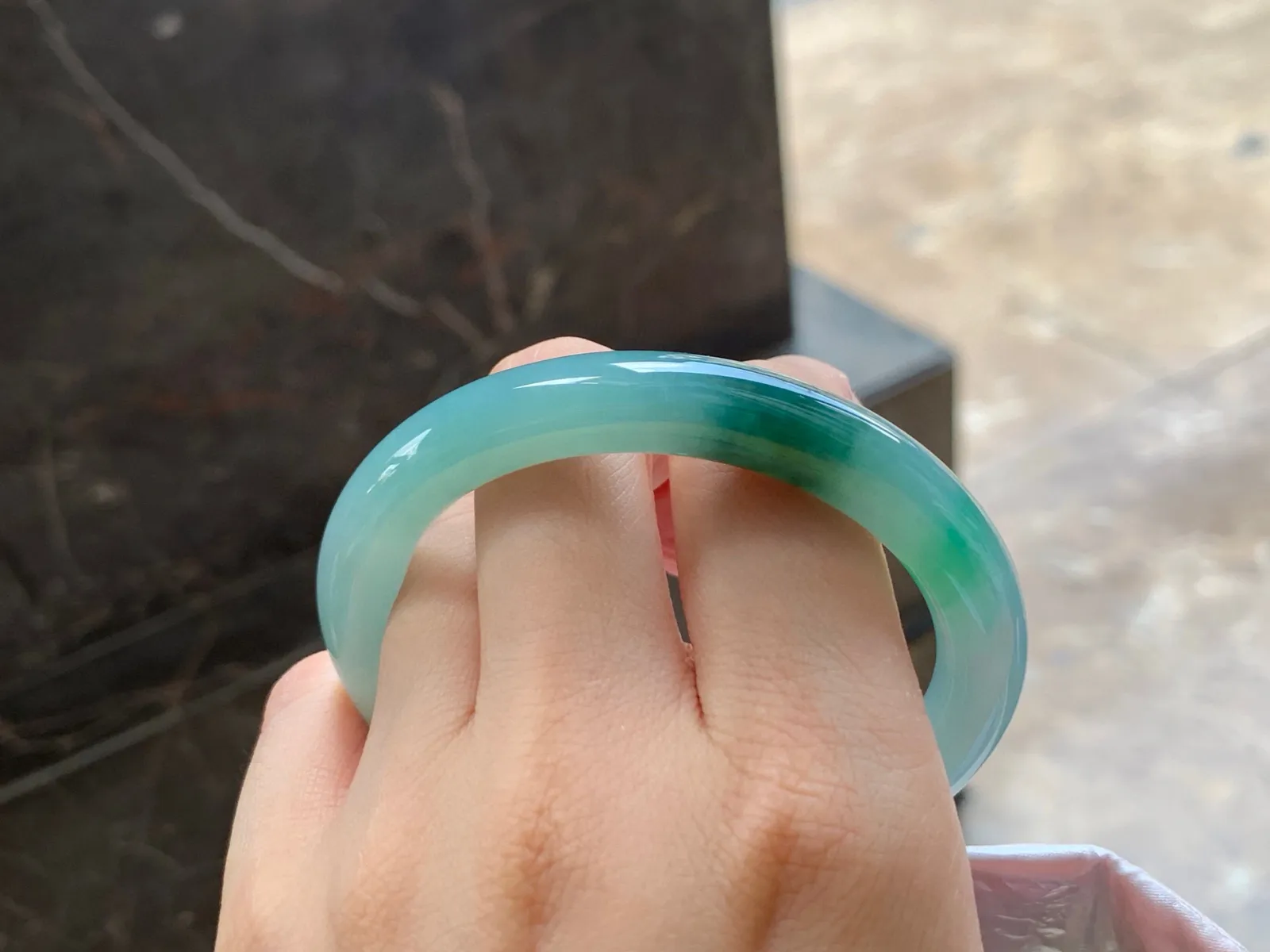 圆条手镯
水润56/9.2mm