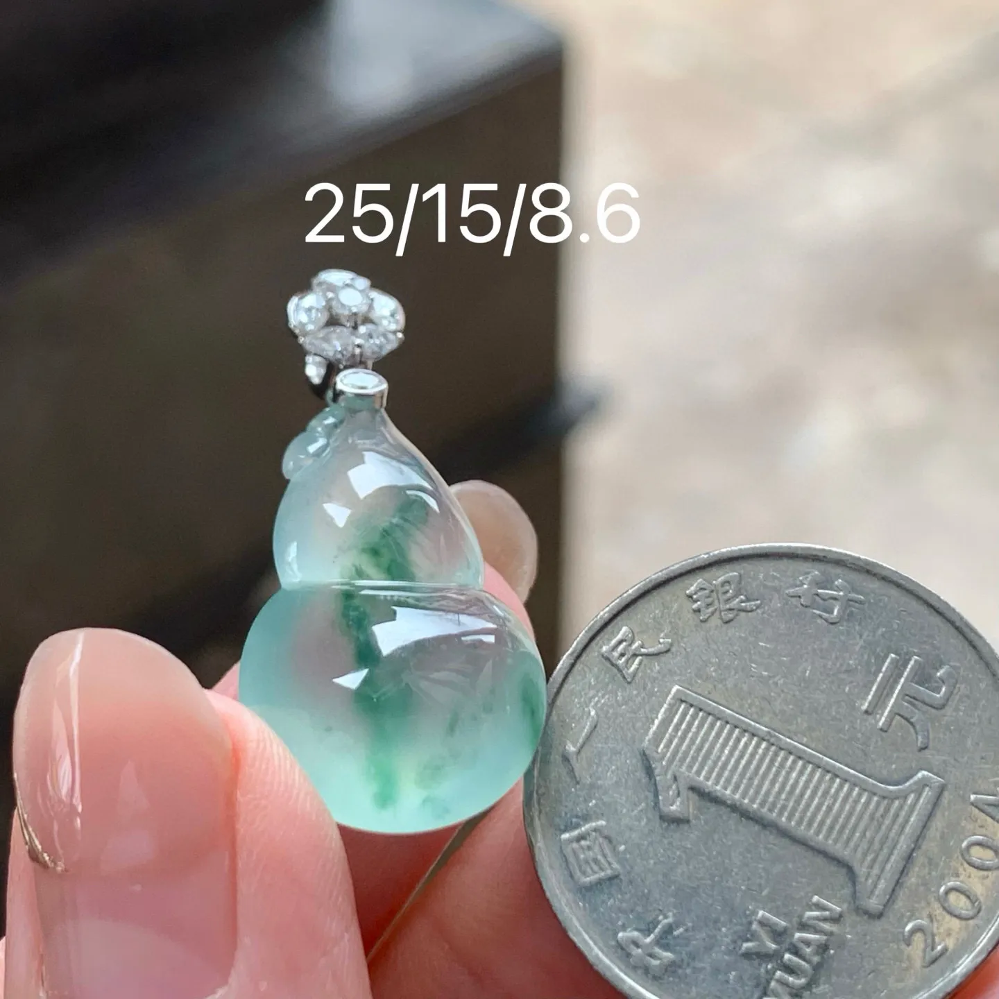 冰种飘花葫芦
清爽 金扣
