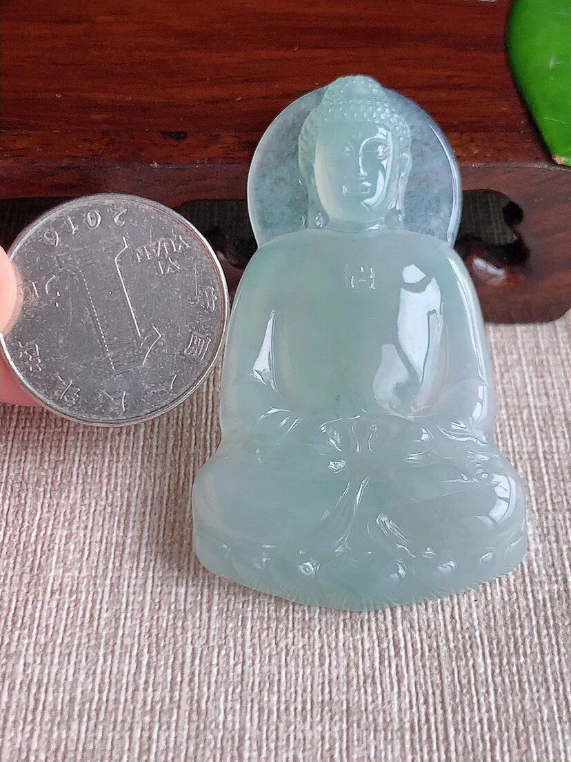 a货翡翠老坑冰种晴水大日如来吊坠 尺寸57.6×34.4×5.6mm 重量19.30g 0617