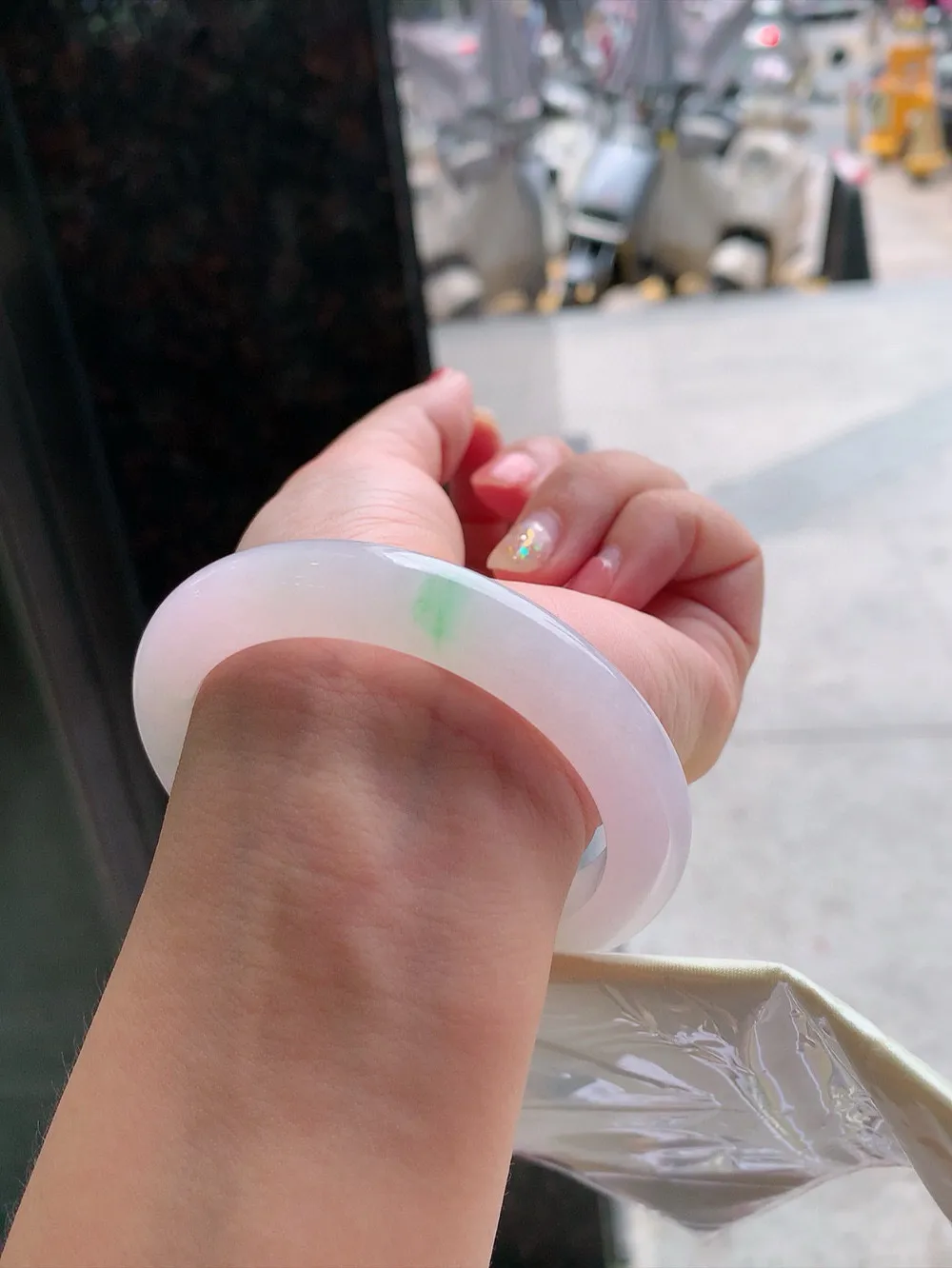 正圈满圈冰粉紫飘绿花 无瑕 尺寸:56.6/10.9/9.4️️