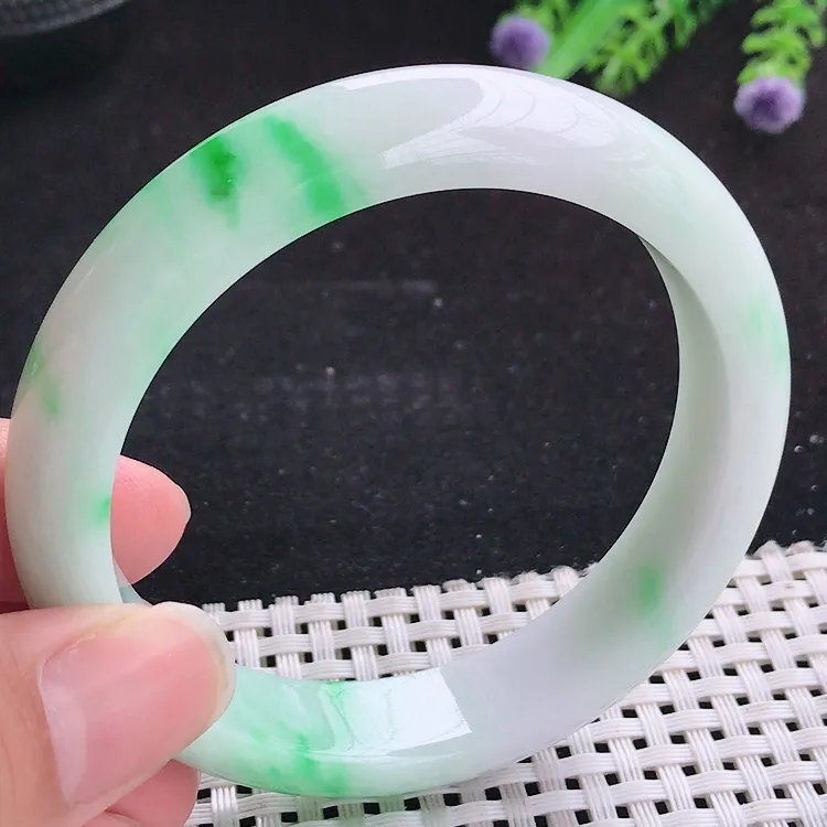 自然光58/13/8老坑精美温润飘阳绿手镯翡翠玉镯美人镯