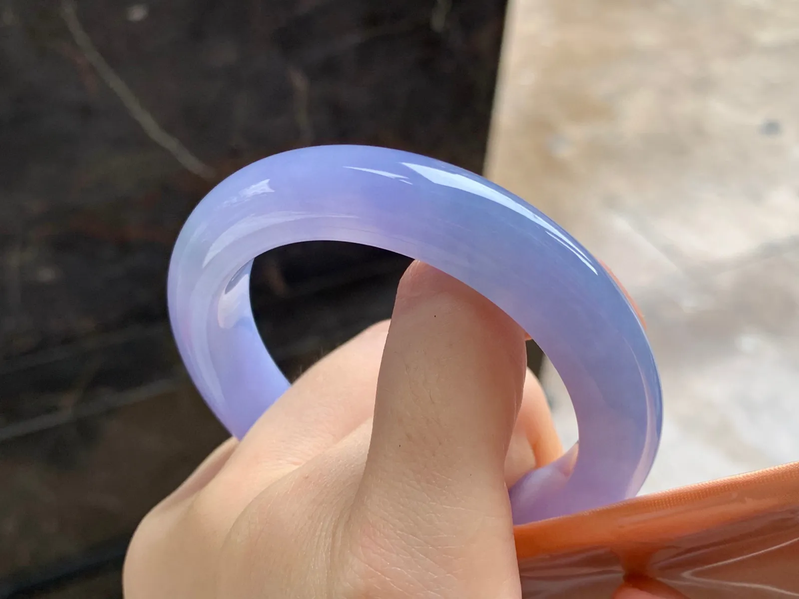 紫罗兰手镯
尺寸：54.5-11.6-10.3mm
底子细腻干净～颜色浓郁