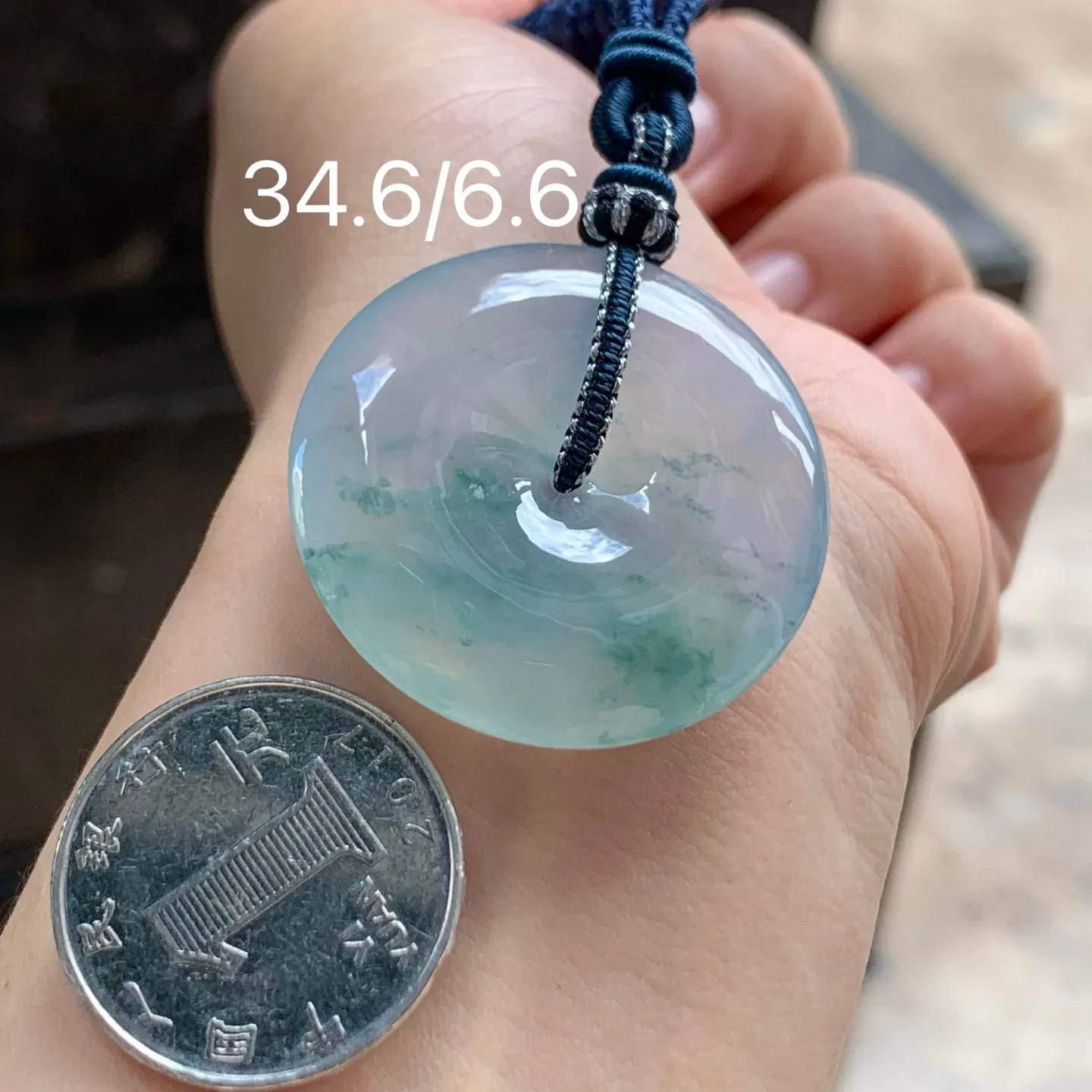 冰种飘花平安扣
清爽