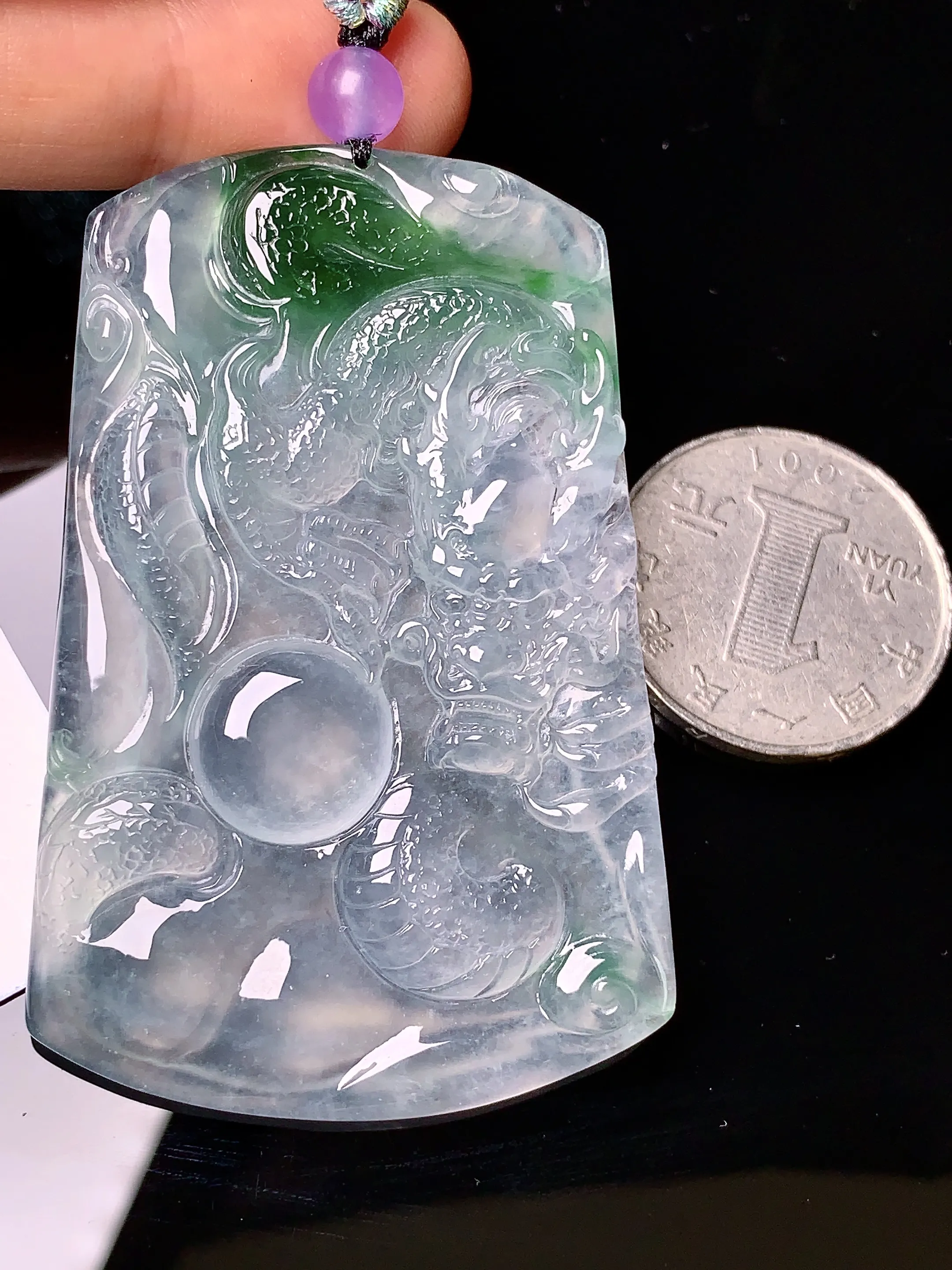 冰种龙牌吊坠 玉质细腻 色泽艳丽 整体尺寸61*39.6*6