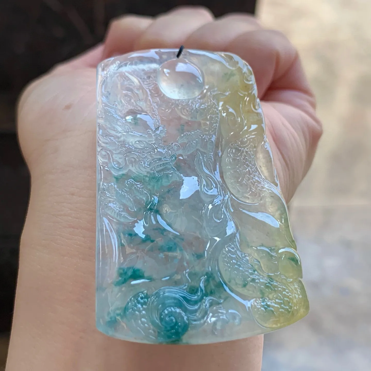 冰黄飘花龙牌
佩戴大气～