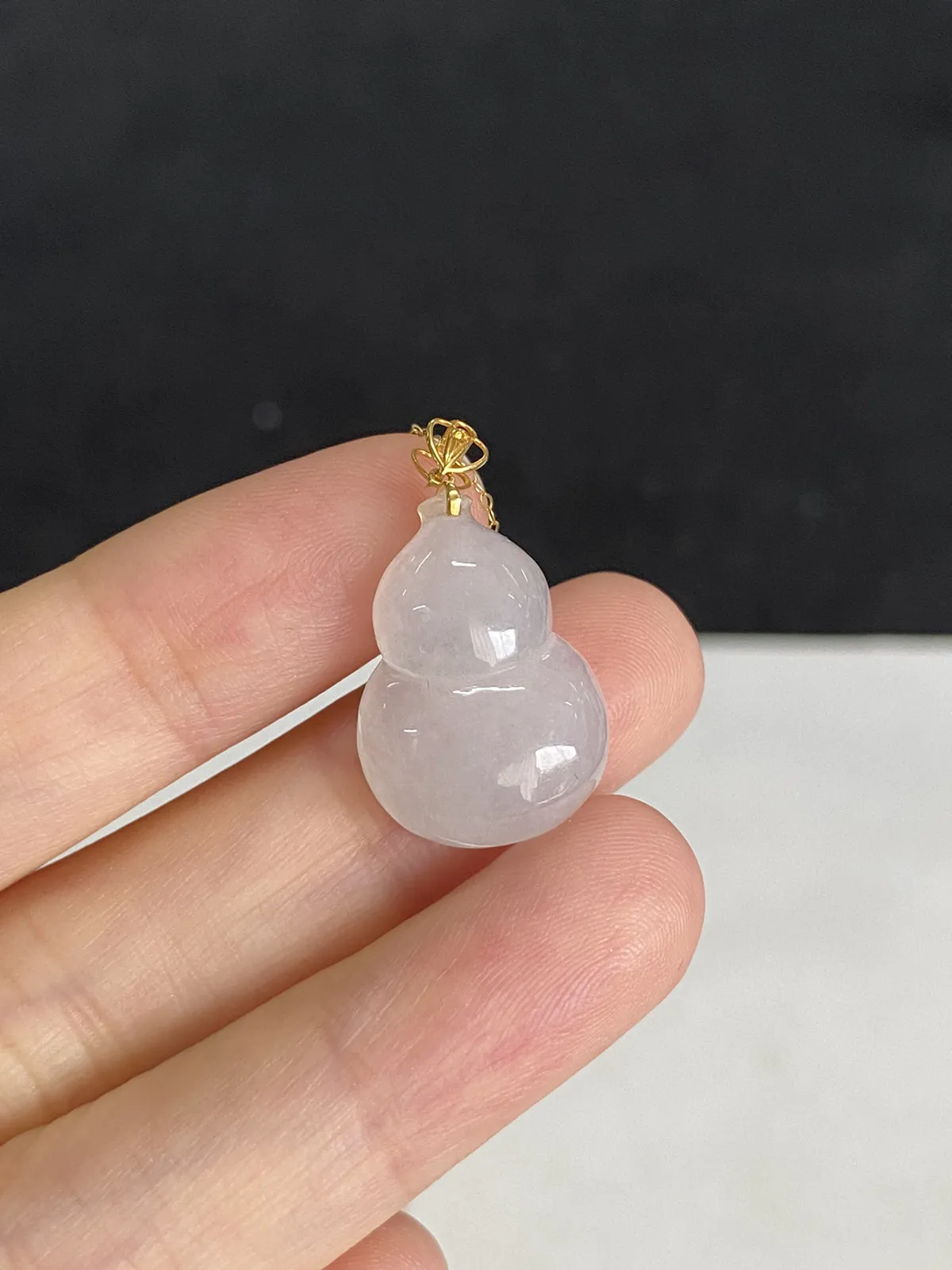 翡翠葫芦，搭配18k金链