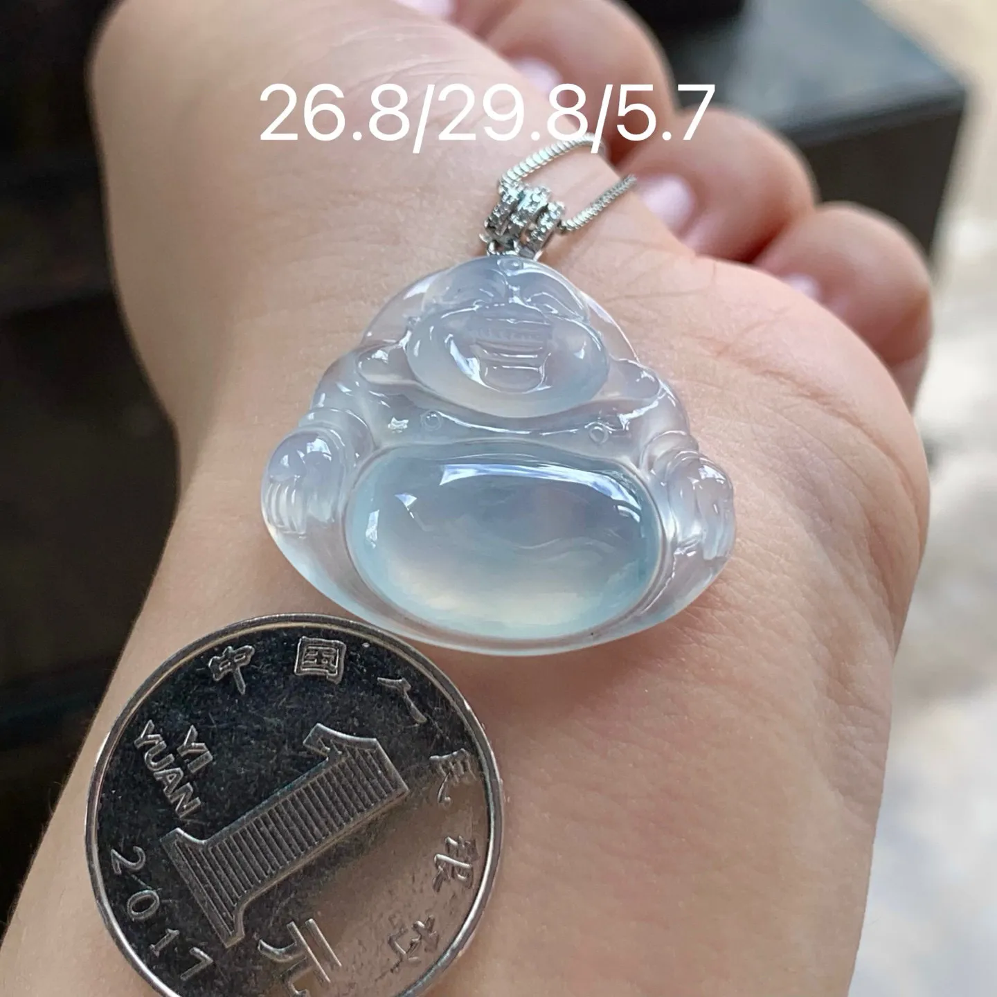 冰种坐佛
清爽 金扣