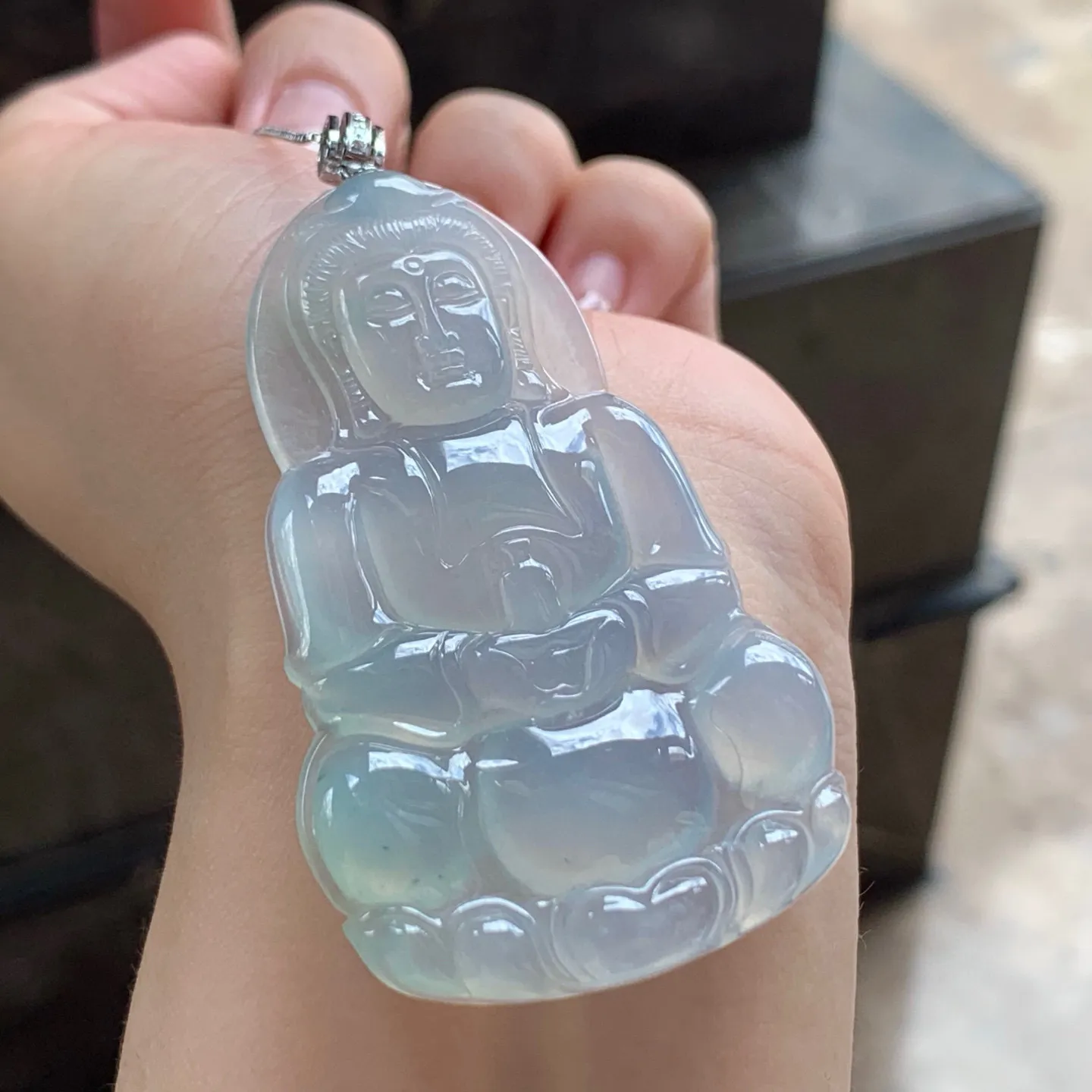 冰种观音
金扣