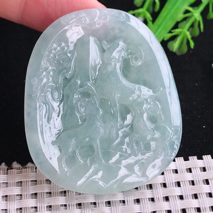 自然光52.8/44.8/5.2老坑秀气冰透起胶三阳开泰生肖羊吊坠翡翠玉坠挂件