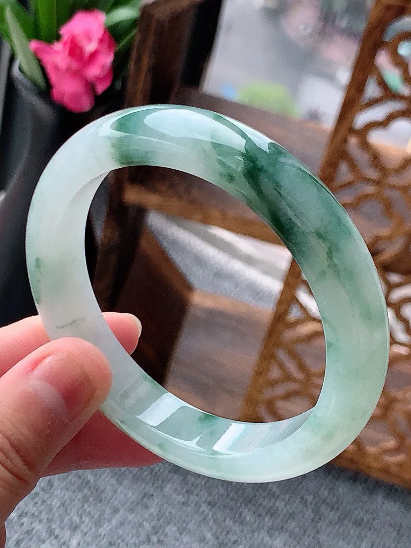 a货翡翠老坑飘花正装正圈手镯57-58圈口 尺寸57.3×12×8.5mm 重量59.40g 061