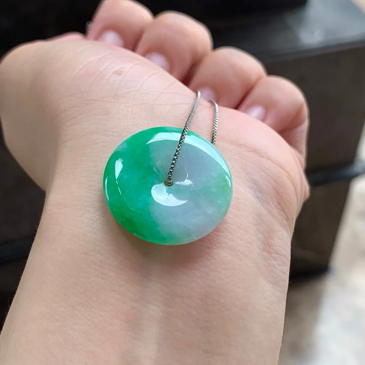 阳绿平安扣
清爽