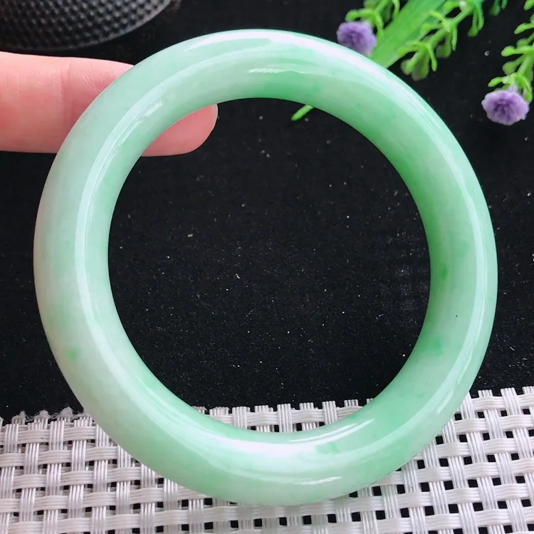 自然光58.5/12.1/11.6老坑温润满绿苹果绿圆条手镯翡翠玉镯美人镯